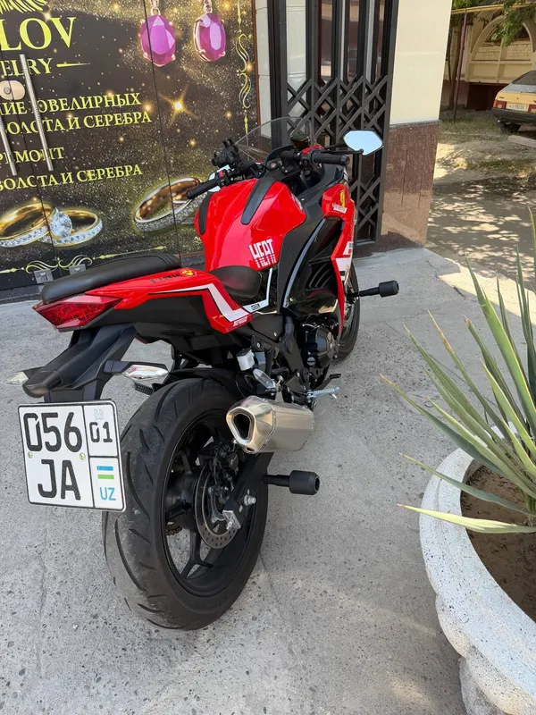 DRONGO RZ 400 CCC 4