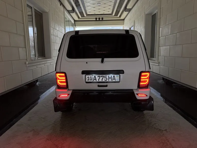 Niva 21214 4x4 sotiladi. — фото 1
