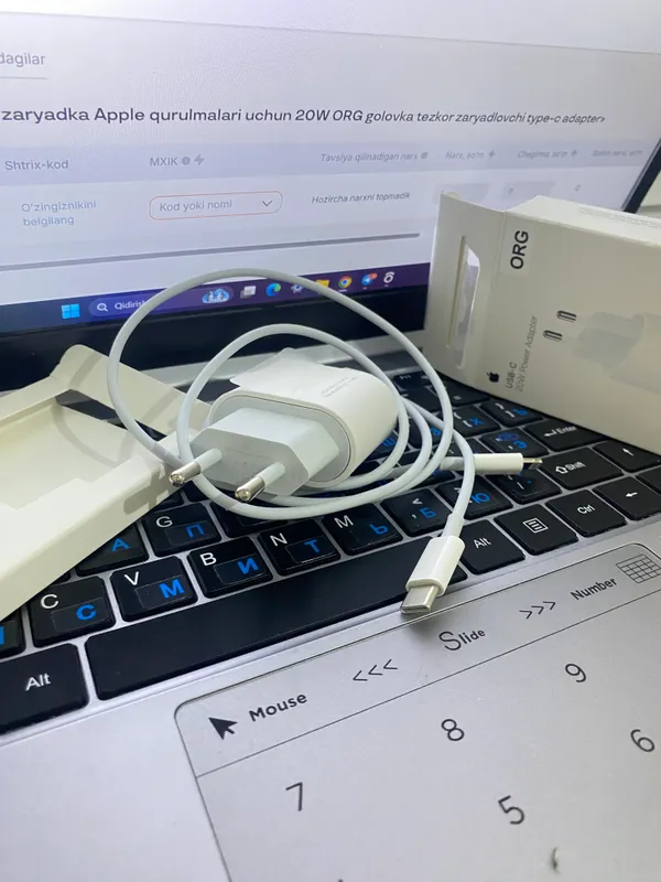 Iphone  zaryadka apple Adapter 20w — фото 1