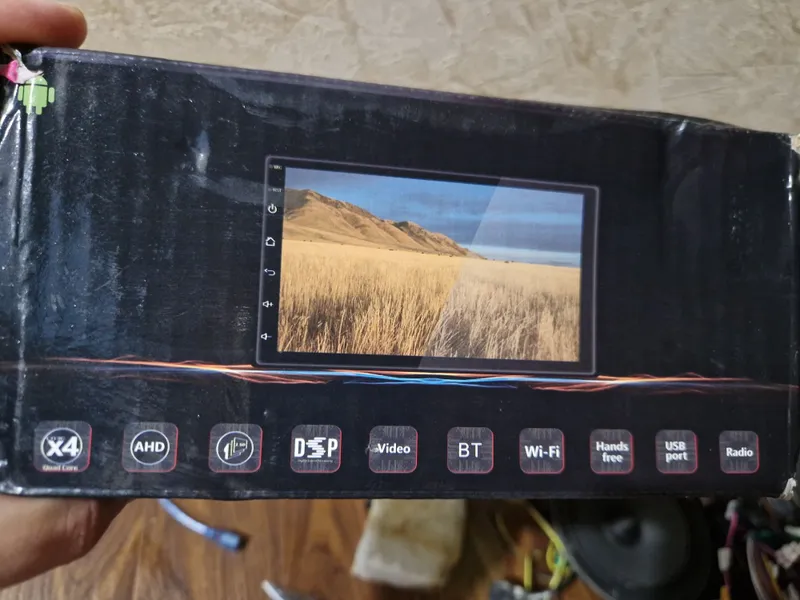 Монитор 8d 2/32(android) с рамкой. 2 динамика Hertz 200w (original). — фото 2