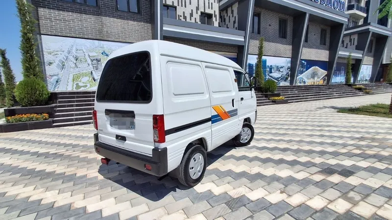 Дамас Ван Damas Van.2025 2