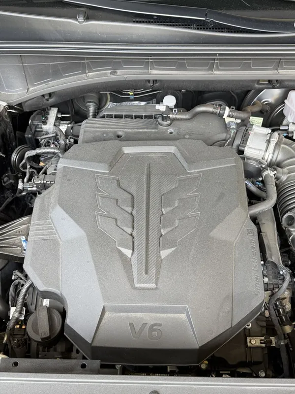 Kia Sorento V6 с черными R20 дисками — фото 5