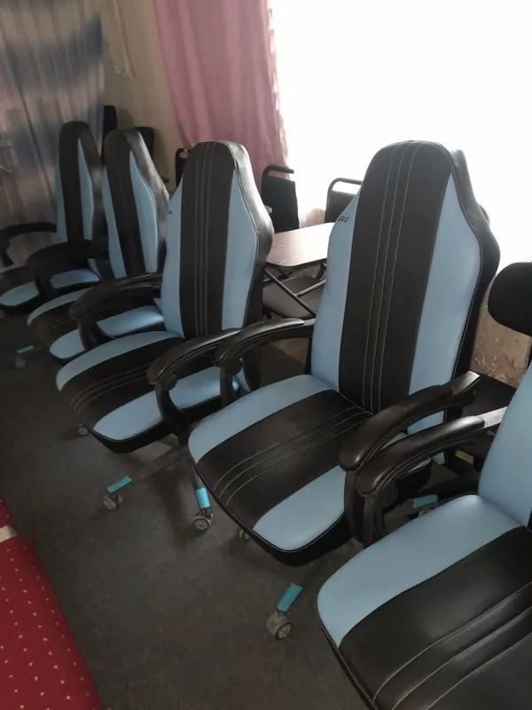 Кресло сотилади игравой
