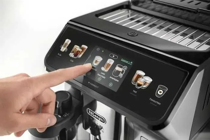 Кофемашина DeLonghi ECAM450.65.S 2