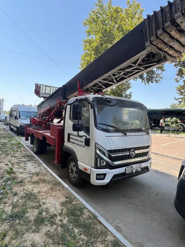 Автовышка 45 метрлик сотилади 2022 йил 1 Автовышка 45 метрлик сотилади 2022 йил 1