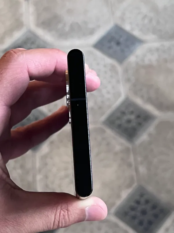 Samsung S22 Ultra 1