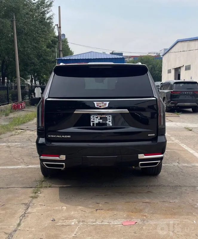 Cadillac Escalade ESV Long 2026 5 Cadillac Escalade ESV Long 2026 5