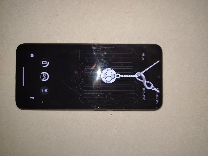 REDMI 12C  ekran singgan — фото 2