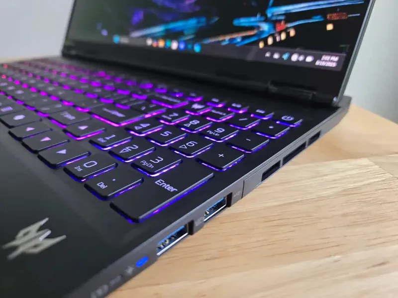Acer Predator Helios Neo 16S AI | RTX 5060 | OLED — фото 2