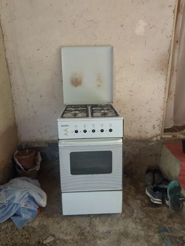 Televizor,Gaz plita sotiladi 2 Televizor,Gaz plita sotiladi 2