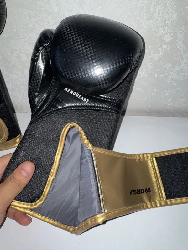 Боксерские перчатки Adidas Hybrid 65 (10 oz) 3