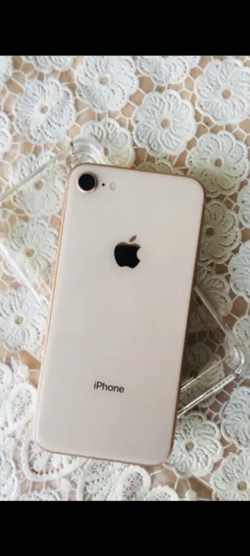 Iphone 8 rangi gold xotira 64g — фото 3