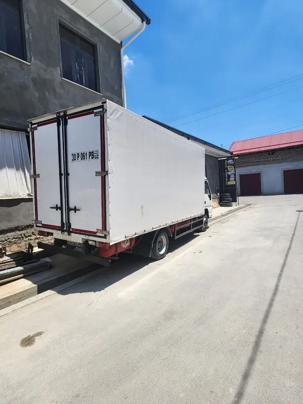 Isuzu 2009 yil sotiladi. 5
