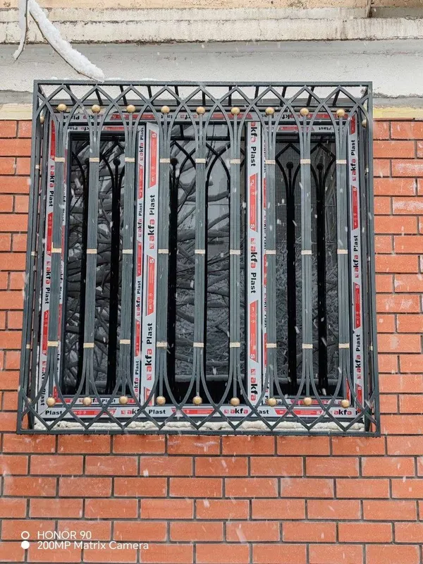 Akfa eshik Termo kalyoniy oyna vitraj — фото 1