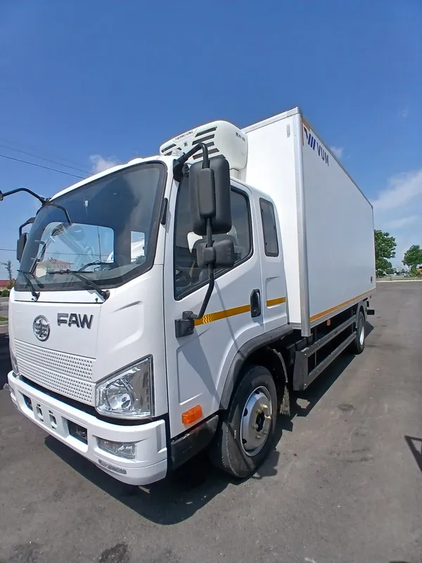 Автофургон  рефрижератор  FAW  -5 ⁰C / 24,6 м³