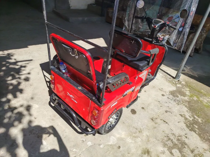 Muravey elektro skuter 3 gildirakli 4 Muravey elektro skuter 3 gildirakli 4