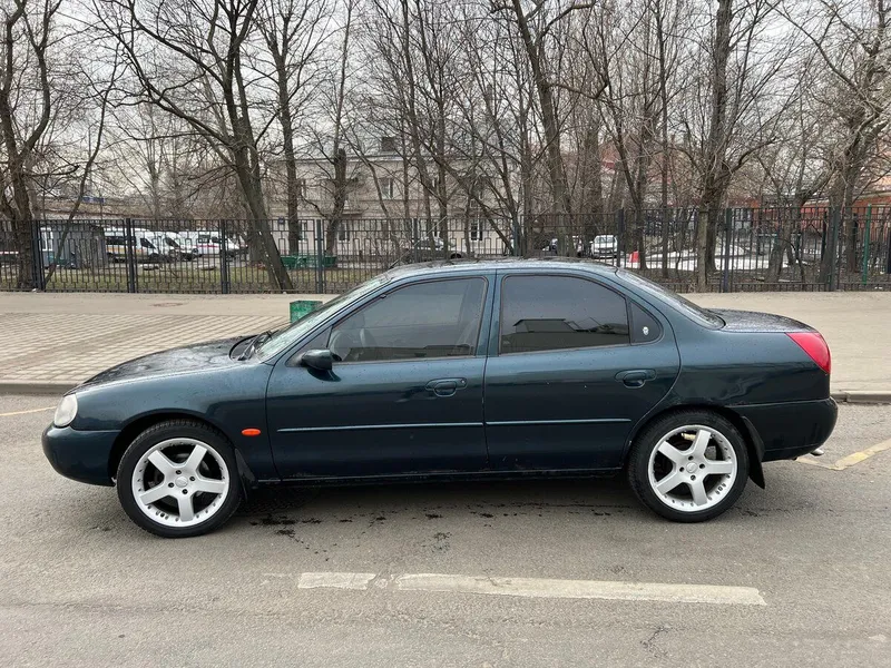 Форд Мондео 2 1997 года выпуска сотилади