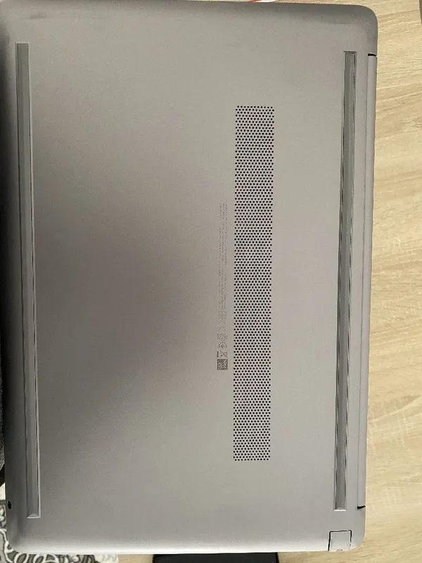 HP CORE i5 256 GB SSD 2 HP CORE i5 256 GB SSD 2