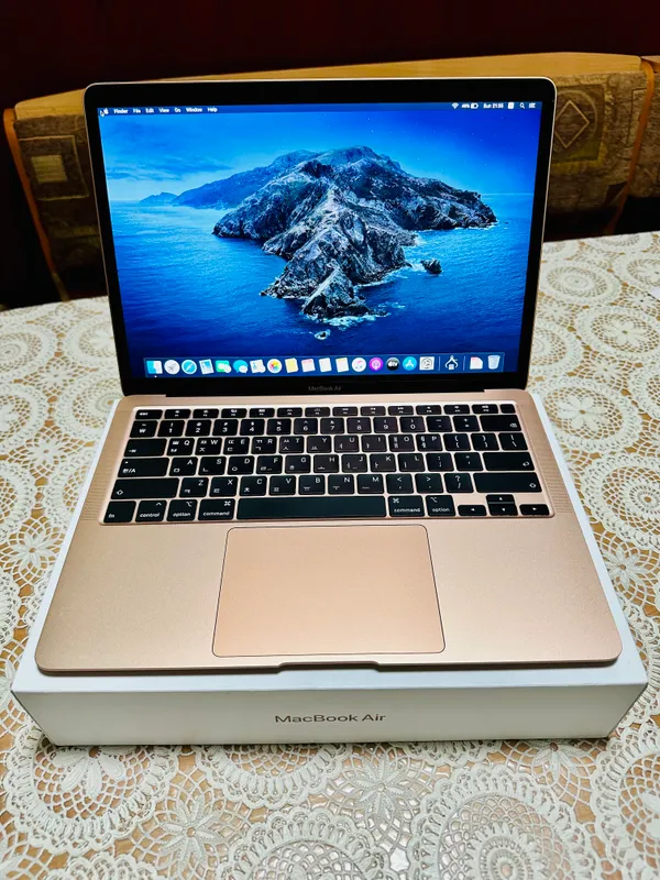 MacBook Air M1 Gold — новый ноутбук (MacBook-Apple) 2 MacBook Air M1 Gold — новый ноутбук (MacBook-Apple) 2