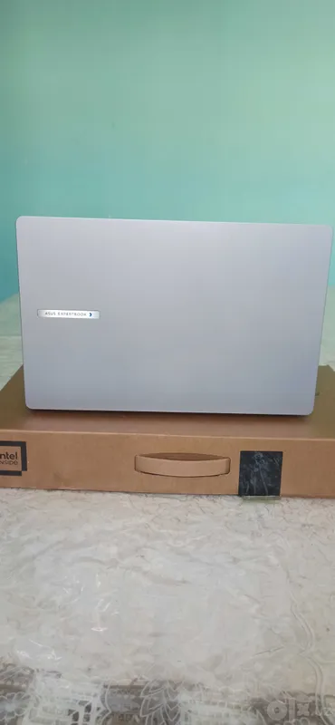 ASUS Expertbook core 5 210H DDR 5 1 ASUS Expertbook core 5 210H DDR 5 1