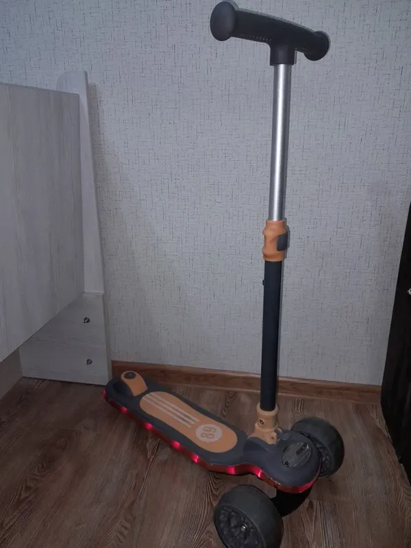 Продам самокат детский 1 Продам самокат детский 1