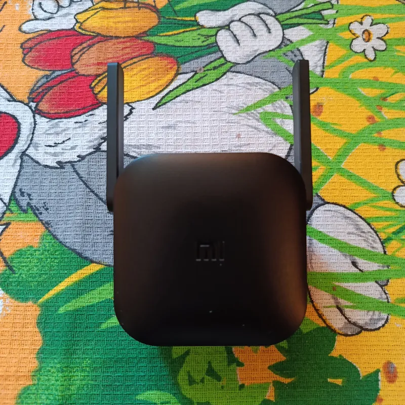 Wi-Fi репитер Xiaomi Mi Wi-Fi Amplifier Pro