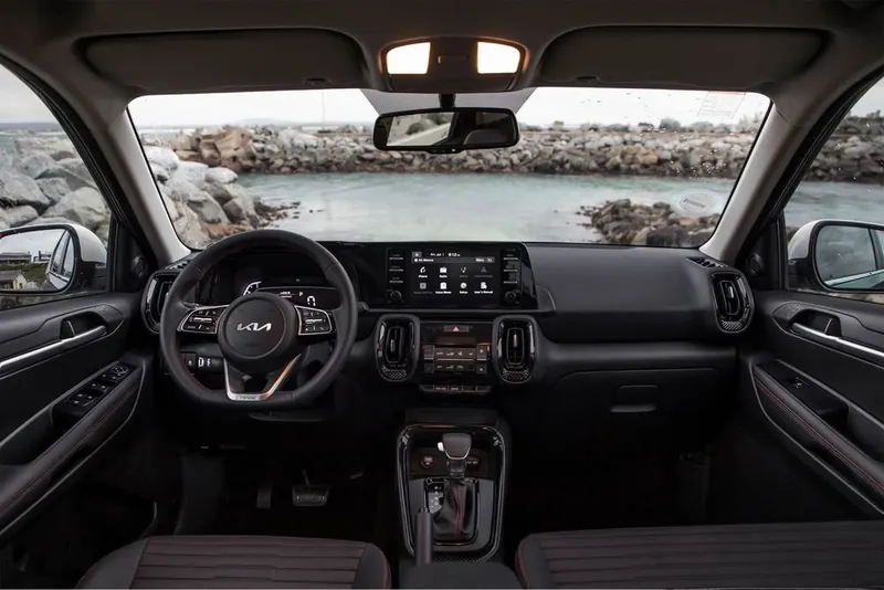 Kia Sonet, полная комплектация 4 Kia Sonet, полная комплектация 4
