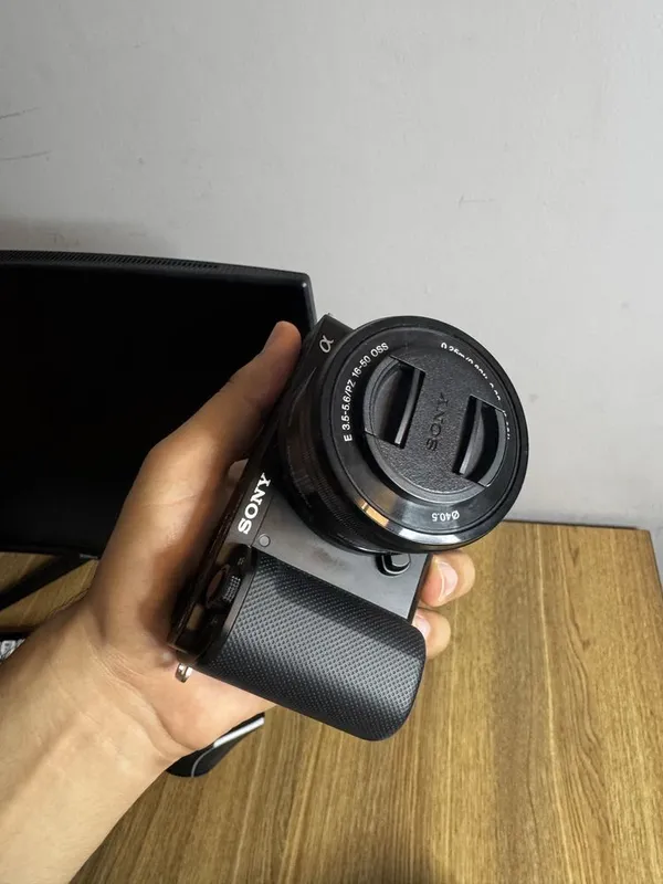 Sony Zv-e10 (16-50 kit lens) sotiladi! 5 Sony Zv-e10 (16-50 kit lens) sotiladi! 5