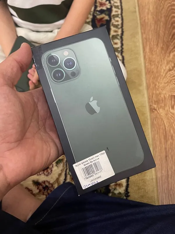 Продается iphone 13 pro max 3