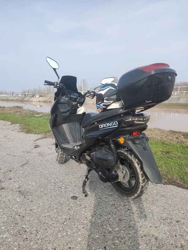 Skuter tigr 150cc prabeg 17000 holati 10/8 yaxwi yurpti — фото 1