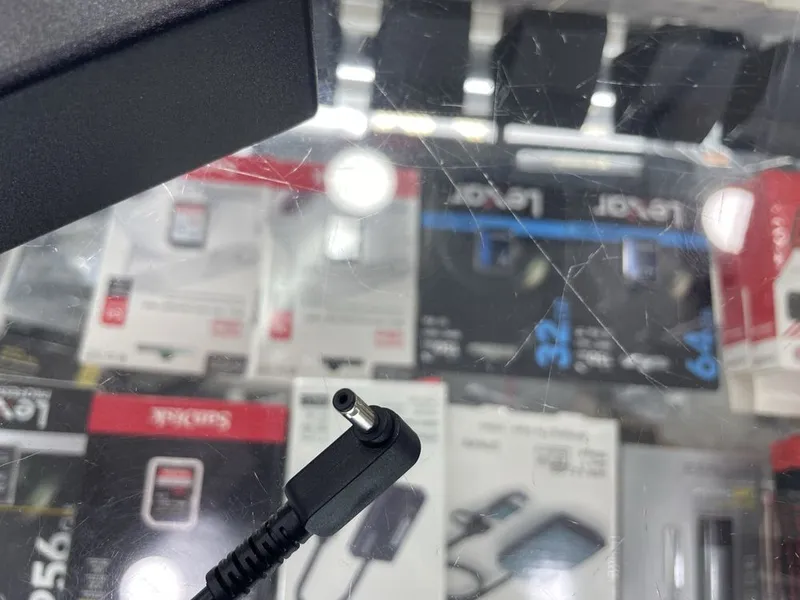 Зарядчик ноутбука «Asus» — фото 2