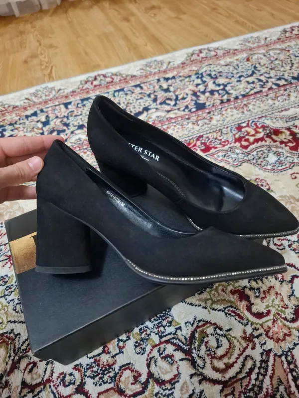 ayollar tuflisi