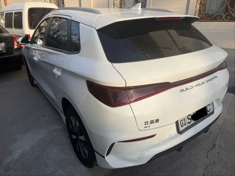 BYD E2 Luxury 405km 2023 — фото 3