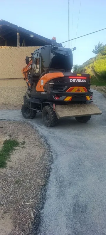 Develon 65 sotuvda