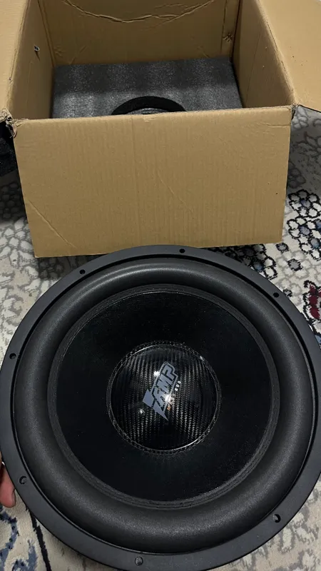 Сабвуфер AMP 1800 6