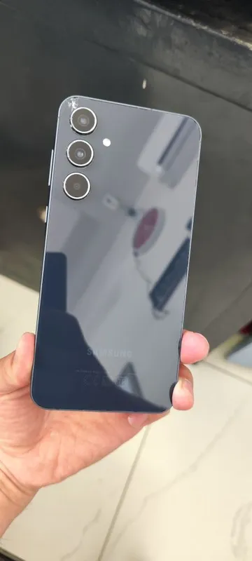 Samsung A55. 8 256gb