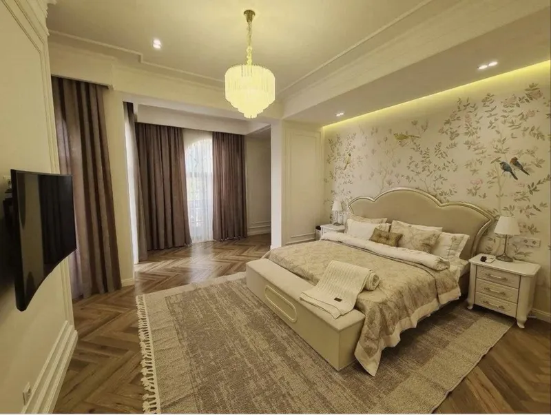 Новый Шикарный дом,на Луначарский 6