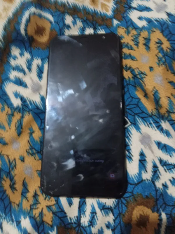 samsung j6 ishlaydi xotira 32gb arzon telefon — фото 3