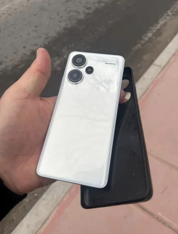 Redmi note 13 Pro + 5G 3 Redmi note 13 Pro + 5G 3