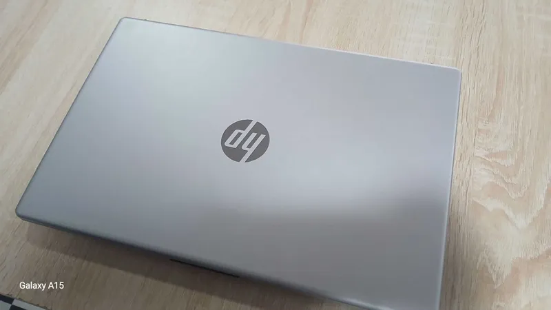 hp noutbuk windows 11