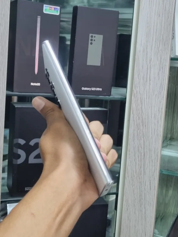 Samsung S22 ultra Narxi 400$ 5
