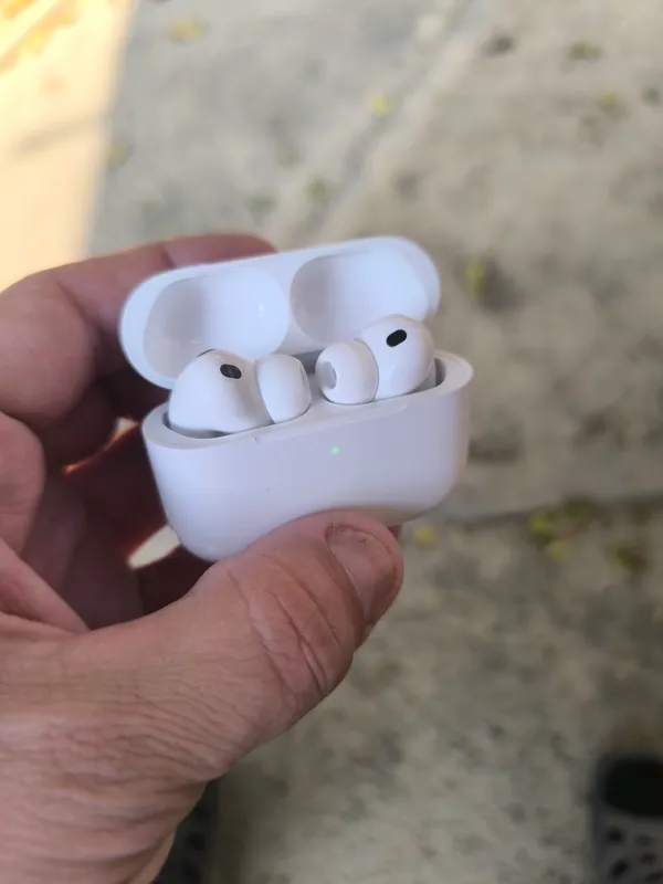 Airpods pro 3 2 Airpods pro 3 2