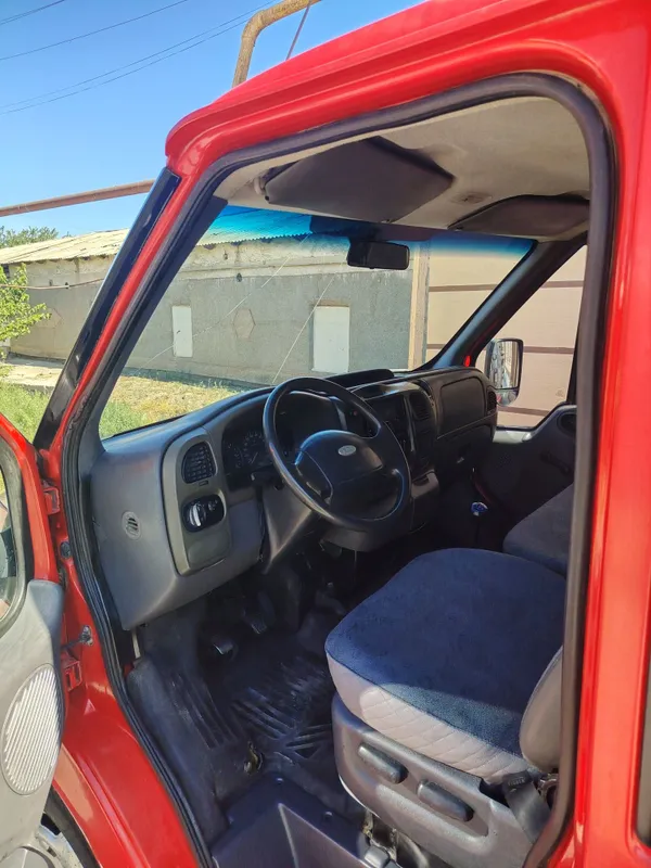 Ford Transit bortli yuk mashinasi sotiladi 5 Ford Transit bortli yuk mashinasi sotiladi 5