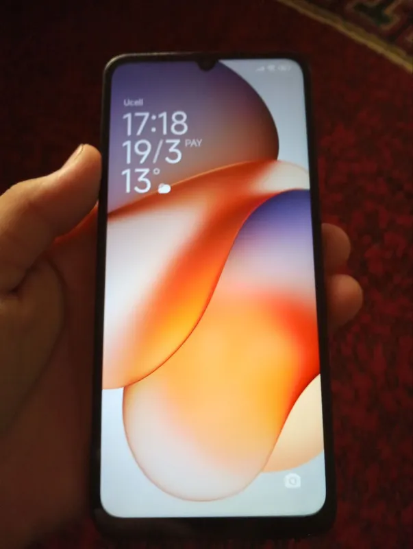 redmi 13c karobka bor 128talk aybi yoq ishlash zor