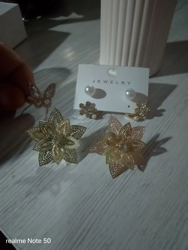 Пеньюар. Серьги. Тальк для тела 2