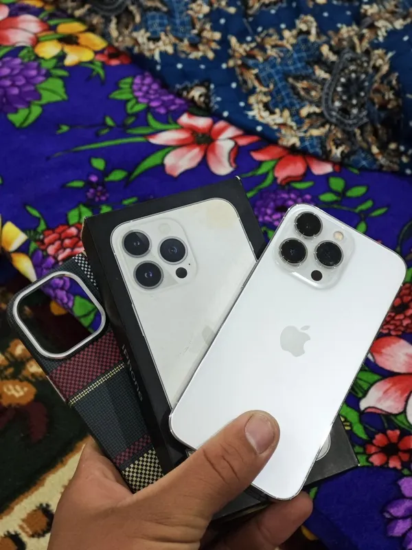 Iphone 13pro kar dok 86yomks