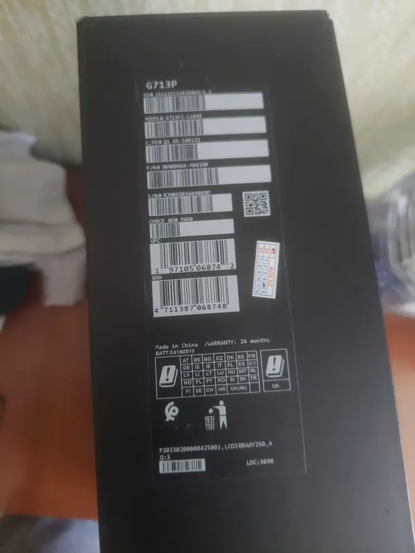Коробка от ASUS ROG Strix G713P (без ноутбука) 4