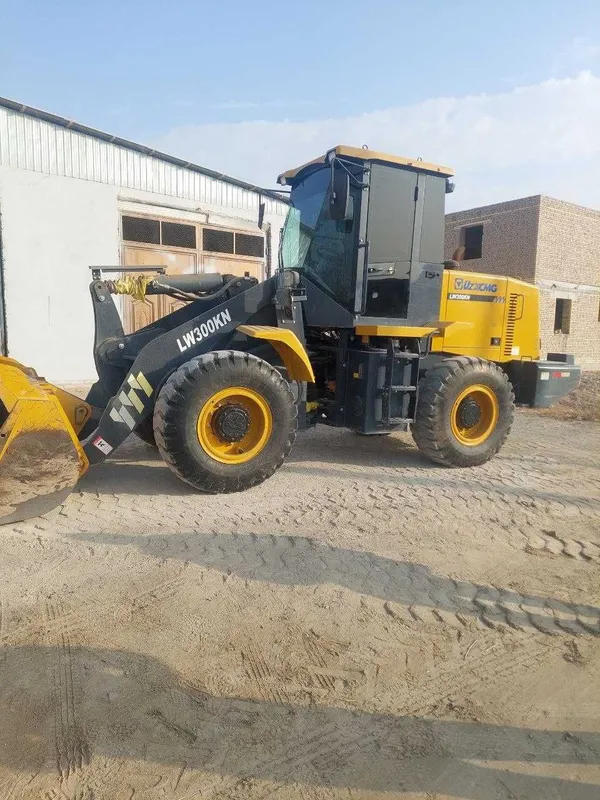 Продается погрузчик XCMG 1,8 куб 2021 (22) год 4 Продается погрузчик XCMG 1,8 куб 2021 (22) год 4