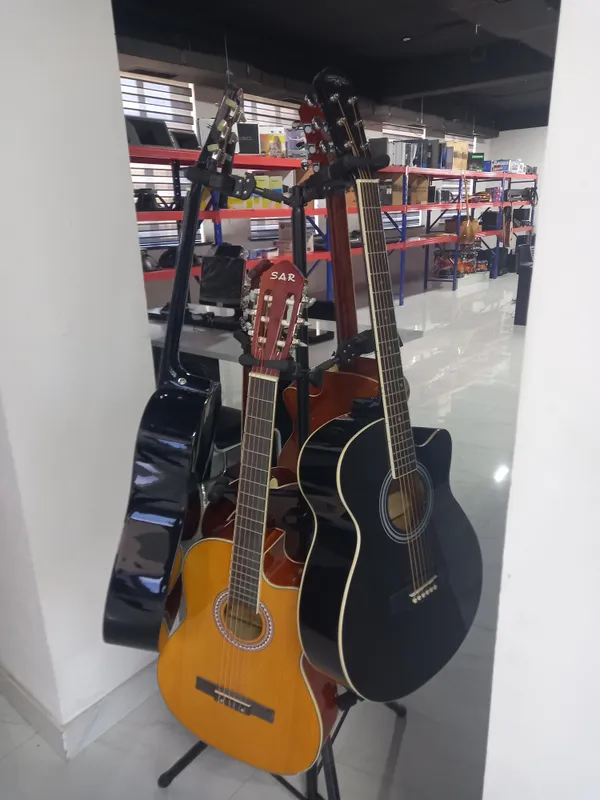 Gitara 39_40 Klassika Akustik Gitara 39_40 Klassika Akustik