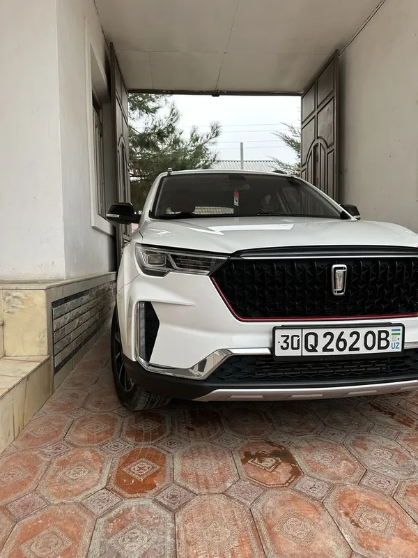 Bestune Faw t 33 turbo 5